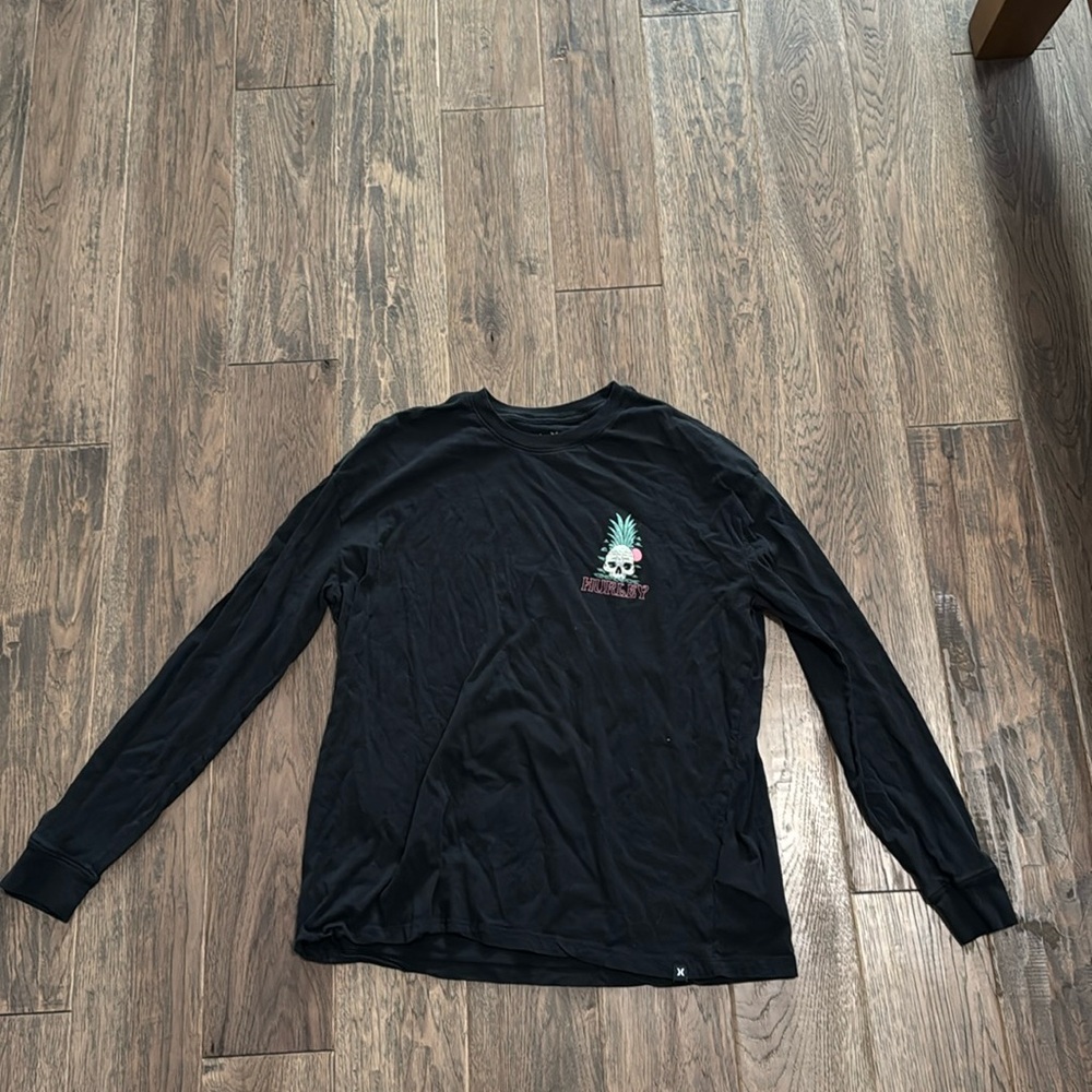Hurley surf shop long sleeve